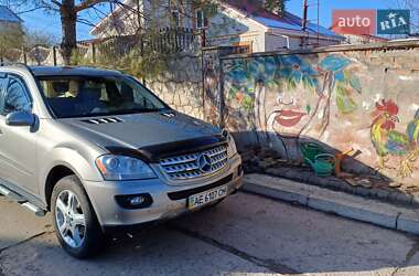 Внедорожник / Кроссовер Mercedes-Benz M-Class 2008 в 