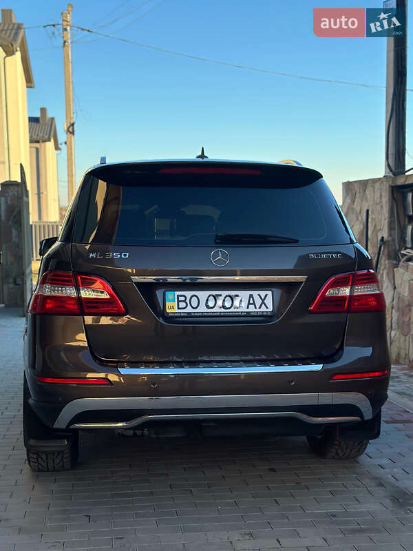 Внедорожник / Кроссовер Mercedes-Benz M-Class 2013 в Тернополе