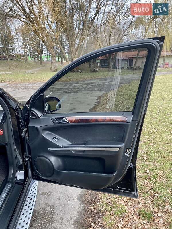 Позашляховик / Кросовер Mercedes-Benz M-Class 2006 в Рівному