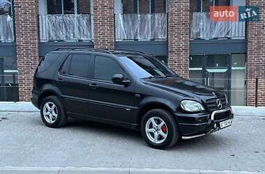 Внедорожник / Кроссовер Mercedes-Benz M-Class 1999 в 