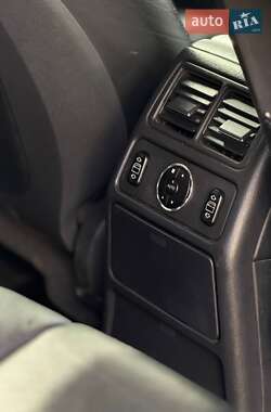 Внедорожник / Кроссовер Mercedes-Benz M-Class 2004 в 