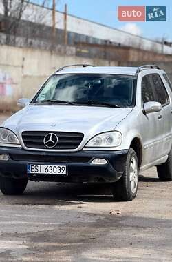 Внедорожник / Кроссовер Mercedes-Benz M-Class 2004 в 