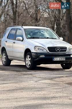 Внедорожник / Кроссовер Mercedes-Benz M-Class 2004 в 