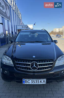 Внедорожник / Кроссовер Mercedes-Benz M-Class 2007 в 