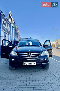 Внедорожник / Кроссовер Mercedes-Benz M-Class 2007 в 