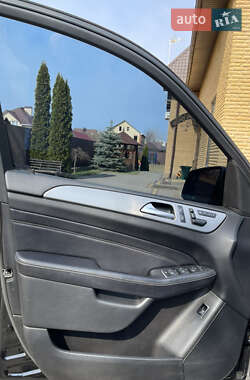 Внедорожник / Кроссовер Mercedes-Benz M-Class 2013 в 