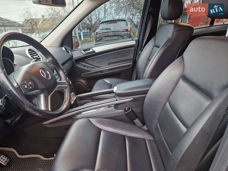 Внедорожник / Кроссовер Mercedes-Benz M-Class 2008 в Подольске