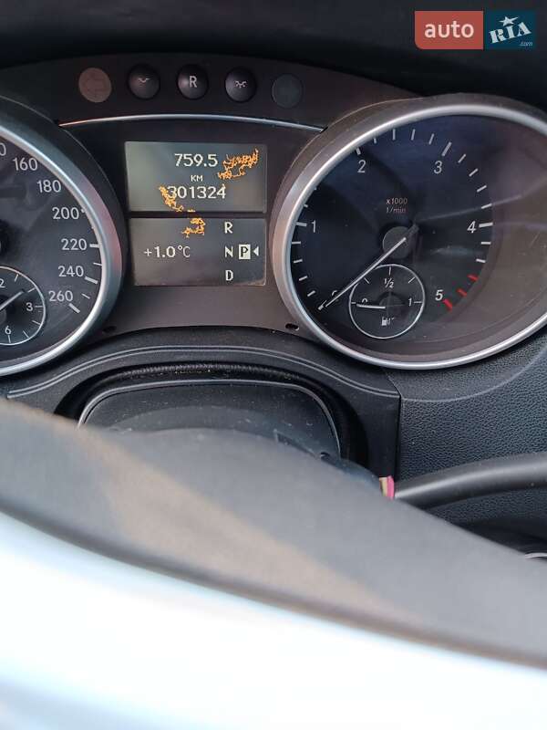 Внедорожник / Кроссовер Mercedes-Benz M-Class 2009 в Тернополе