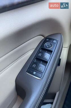 Внедорожник / Кроссовер Mercedes-Benz M-Class 2012 в 