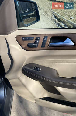 Внедорожник / Кроссовер Mercedes-Benz M-Class 2012 в 