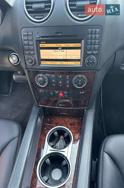 Внедорожник / Кроссовер Mercedes-Benz M-Class 2011 в 