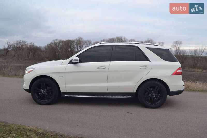 Позашляховик / Кросовер Mercedes-Benz M-Class 2012 в Кропивницькому
