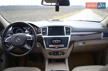 Внедорожник / Кроссовер Mercedes-Benz M-Class 2012 в 