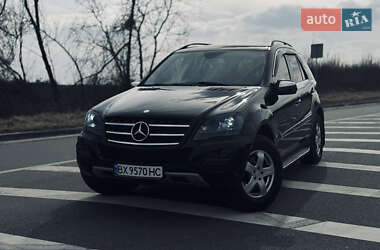 Позашляховик / Кросовер Mercedes-Benz M-Class 2009 в 