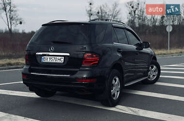 Позашляховик / Кросовер Mercedes-Benz M-Class 2009 в 