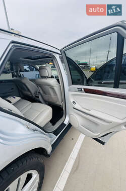 Внедорожник / Кроссовер Mercedes-Benz M-Class 2009 в Сумах