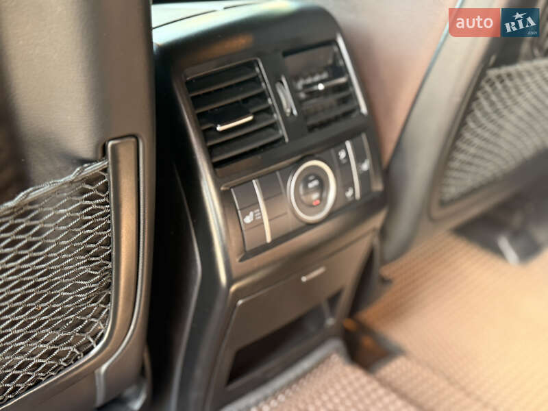 Позашляховик / Кросовер Mercedes-Benz M-Class 2013 в Києві