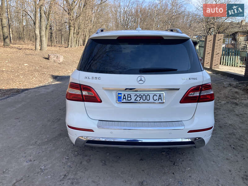 Внедорожник / Кроссовер Mercedes-Benz M-Class 2013 в Погребище