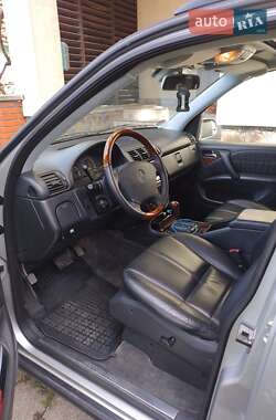 Внедорожник / Кроссовер Mercedes-Benz M-Class 2002 в 
