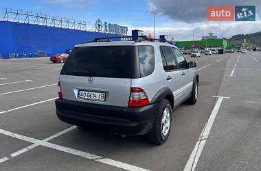 Внедорожник / Кроссовер Mercedes-Benz M-Class 2002 в 