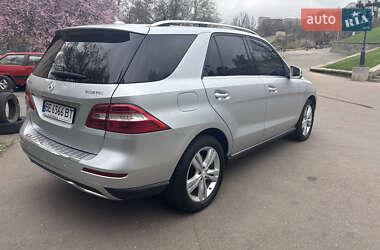 Внедорожник / Кроссовер Mercedes-Benz M-Class 2013 в 