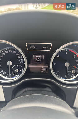 Внедорожник / Кроссовер Mercedes-Benz M-Class 2013 в 