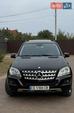 Внедорожник / Кроссовер Mercedes-Benz M-Class 2011 в 