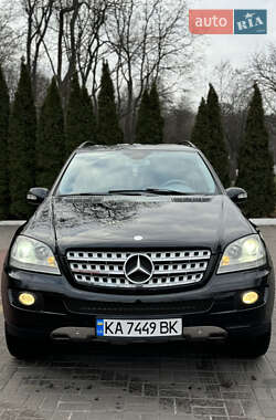 Внедорожник / Кроссовер Mercedes-Benz M-Class 2006 в 