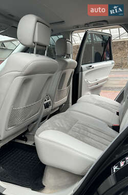Внедорожник / Кроссовер Mercedes-Benz M-Class 2006 в 