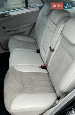 Внедорожник / Кроссовер Mercedes-Benz M-Class 2006 в 