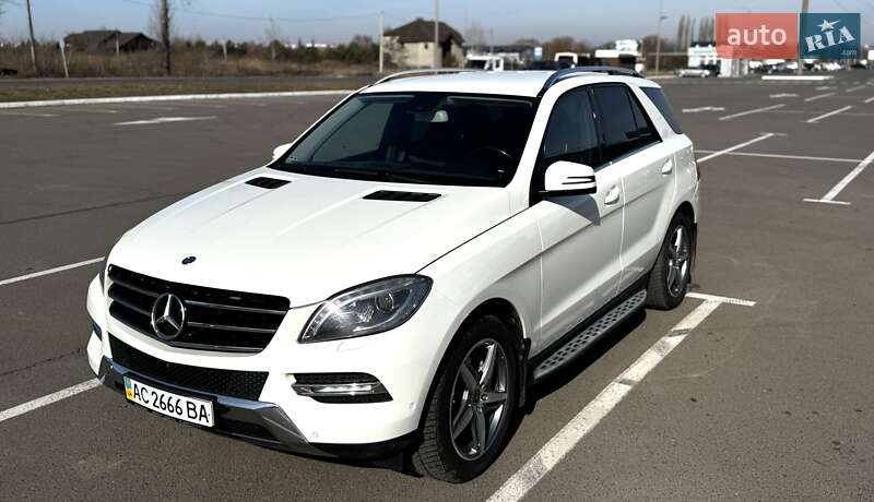 Внедорожник / Кроссовер Mercedes-Benz M-Class 2013 в Луцке