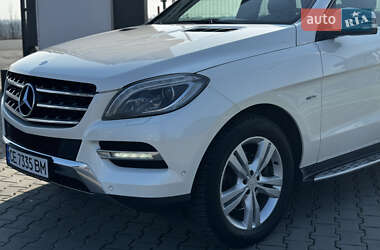 Внедорожник / Кроссовер Mercedes-Benz M-Class 2012 в 