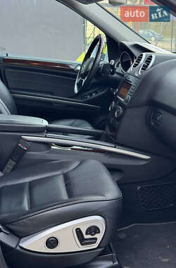 Внедорожник / Кроссовер Mercedes-Benz M-Class 2010 в 