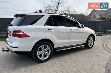 Внедорожник / Кроссовер Mercedes-Benz M-Class 2014 в 