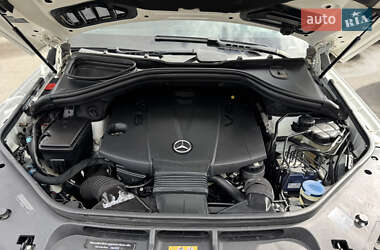 Внедорожник / Кроссовер Mercedes-Benz M-Class 2014 в 