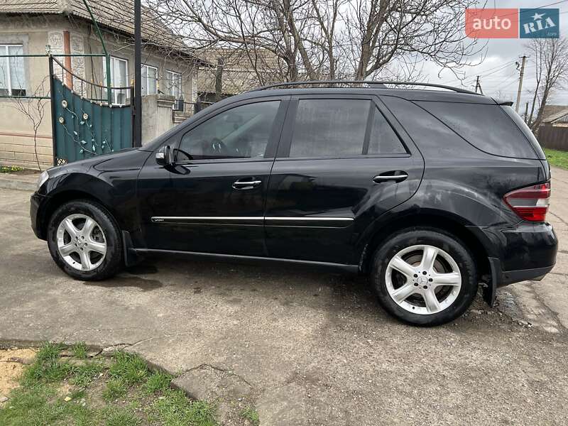 Внедорожник / Кроссовер Mercedes-Benz M-Class 2007 в Одессе