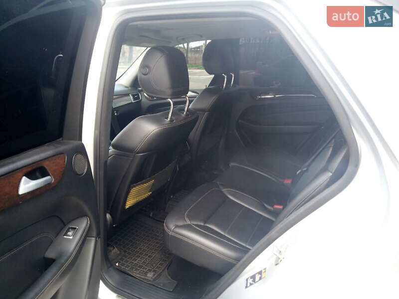 Позашляховик / Кросовер Mercedes-Benz M-Class 2013 в Івано-Франківську