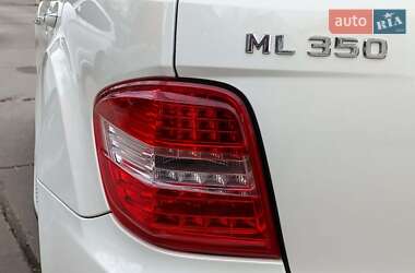 Внедорожник / Кроссовер Mercedes-Benz M-Class 2010 в 