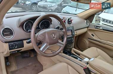 Внедорожник / Кроссовер Mercedes-Benz M-Class 2010 в 