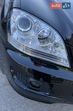 Внедорожник / Кроссовер Mercedes-Benz M-Class 2006 в 