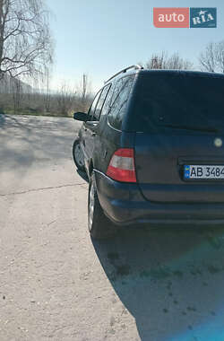Внедорожник / Кроссовер Mercedes-Benz M-Class 2002 в 
