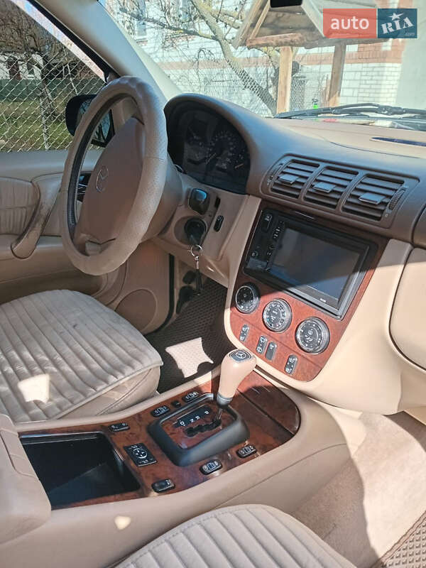 Внедорожник / Кроссовер Mercedes-Benz M-Class 2002 в Гнивани