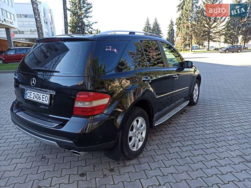 Позашляховик / Кросовер Mercedes-Benz M-Class 2006 в Чернівцях