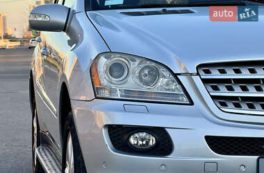 Внедорожник / Кроссовер Mercedes-Benz M-Class 2008 в 