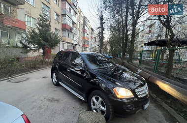 Позашляховик / Кросовер Mercedes-Benz M-Class 2007 в 
