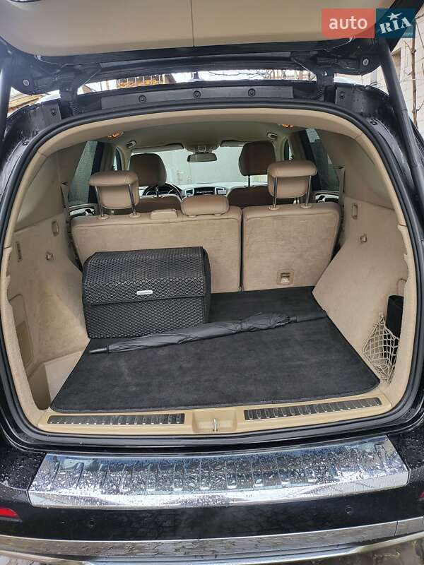 Внедорожник / Кроссовер Mercedes-Benz M-Class 2013 в Мукачево