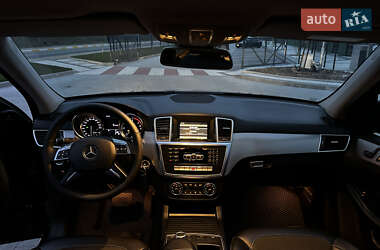 Позашляховик / Кросовер Mercedes-Benz M-Class 2012 в 