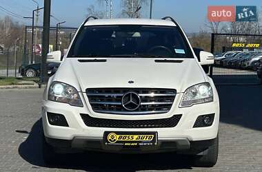 Позашляховик / Кросовер Mercedes-Benz M-Class 2010 в 