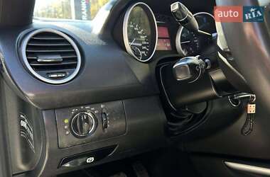 Позашляховик / Кросовер Mercedes-Benz M-Class 2010 в 
