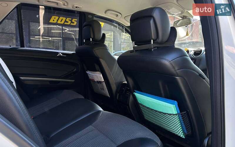 Внедорожник / Кроссовер Mercedes-Benz M-Class 2010 в Черновцах фото 15 Внедорожник / Кроссовер Mercedes-Benz M-Class 2010 в Черновцах